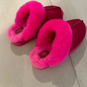 Pink Ugg platform slipper